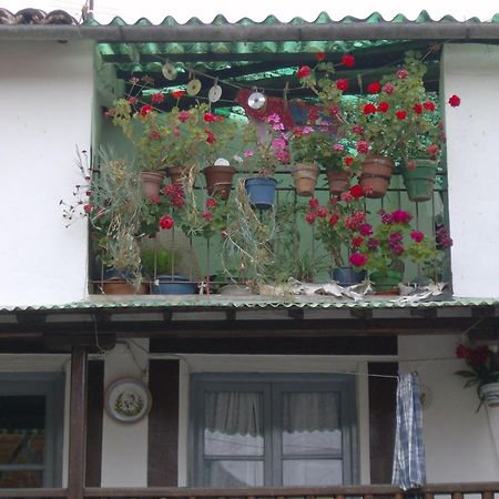 Hotel Rural Carlos I Garganta la Olla Exterior foto