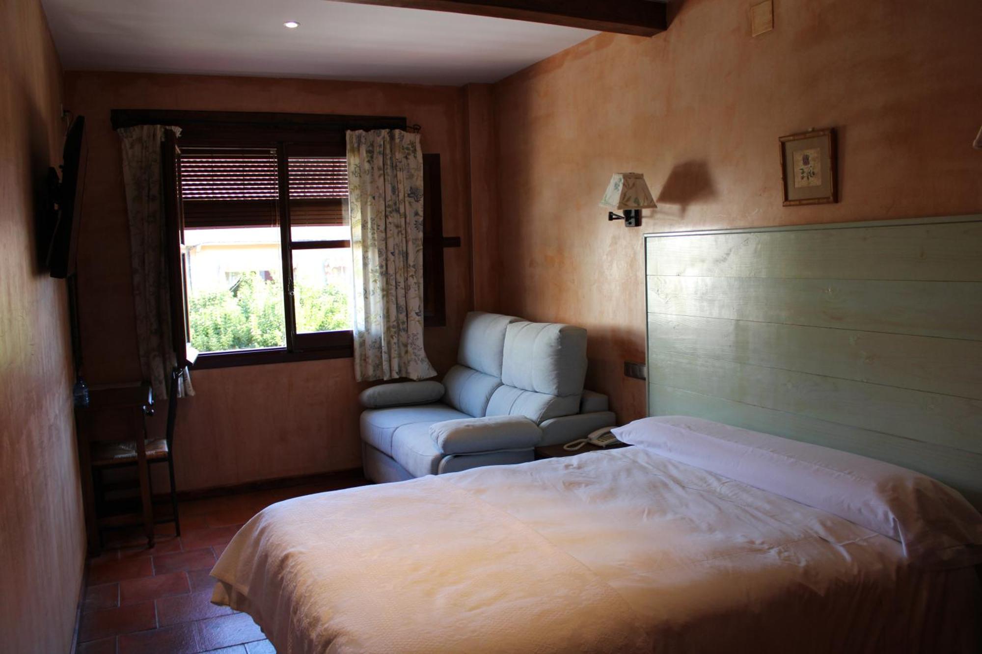 Hotel Rural Carlos I Garganta la Olla Exterior foto